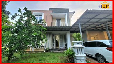 Jual Cepat Rumah Mewah di Graha Padma, Semarang, Luas 240 m2