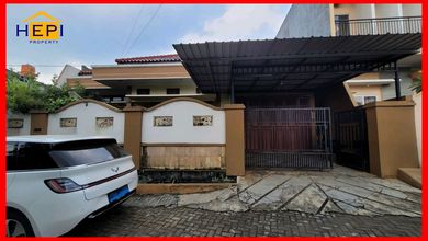 Rumah Modern area Bukit Sari, Semarang, Luas 240 m2