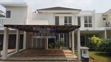 Jual Rumah Megah Luas 300 m2 di BSD De Park, Tangerang
