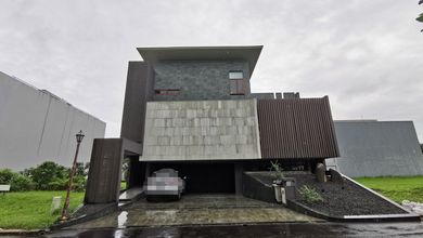 Jual Rumah Siap Tinggal di Gading Serpong, Tangerang, Luas 337 m2