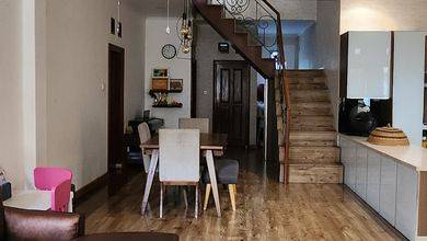 Rumah Modern di Soekarno Hatta, Bandung, Luas 256 m2