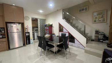 Jual Rumah Siap Tinggal di Pantai Indah Kapuk, Jakarta Utara, Luas 90 m2