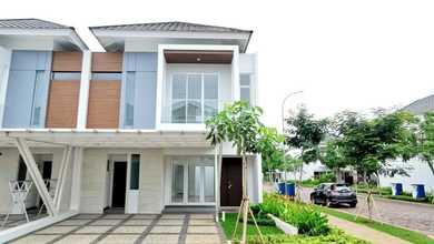 Rumah Mewah Semi Furnished Daerah Strategis di Metland Puri