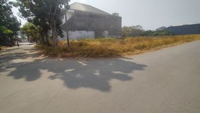 Jual Tanah Lokasi Strategis, LT 1120 m2