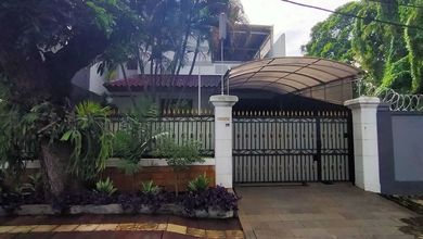 Rumah Modern Luas 312 Jual area Menteng, Jakarta Pusat