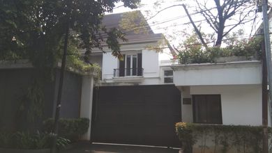 Rumah Premium Luas 1487 Jual di Kemang, Jakarta Selatan