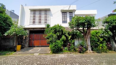 Rumah Sewiming Pool Harga Miring Taman Kedoya Indah Shm Lt 432mte 