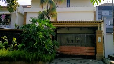 Jual Rumah Siap Huni area Kemang, Jakarta Selatan, Luas 744 m2
