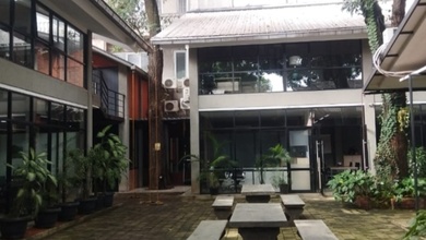 Jual Cepat Rumah Elit area Pondok Indah, Jakarta Selatan, Luas 1560 m2