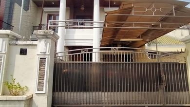 Jual Rumah 300 di Slipi, Jakarta Barat