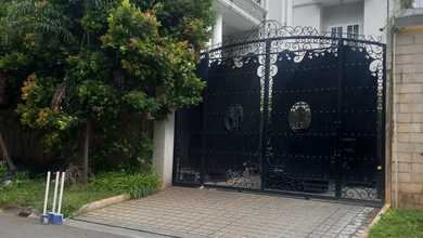 Jual Rumah Bagus Luas 508 m2 di Pondok Indah, Jakarta Selatan