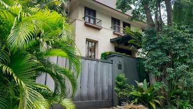 Jual Rumah Cantik Luas 1001 m2 di Permata Buana, Jakarta Barat