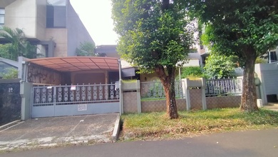 Jual Rumah Siap Huni area Pondok Indah, Jakarta Selatan, LT 364 m2