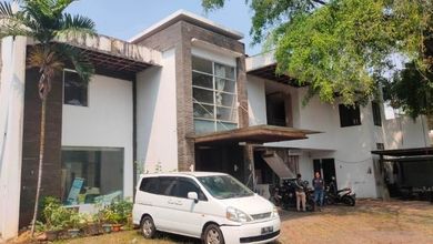 Rumah Premium LT 1493 Jual di Kemang, Jakarta Selatan
