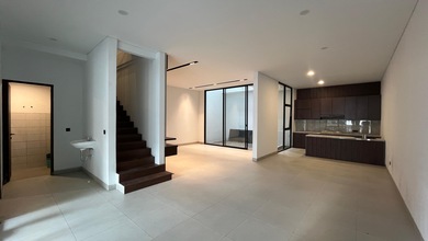 Jual Rumah Cantik Luas 144 m2 area Setra Duta, Bandung