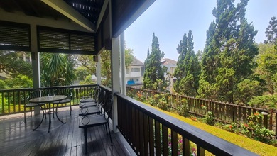 Jual Rumah Megah Luas 750 m2 Kawasan Sukasari, Bandung