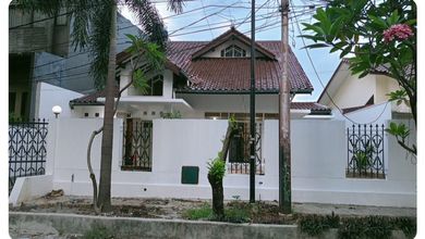 Rumah Modern di Kebayoran Baru, Jakarta Selatan, Luas 229 m2