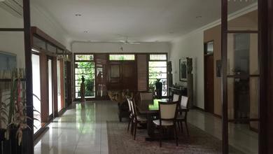 Jual Cepat Rumah Mewah di Kemang, Jakarta Selatan, LT 1029 m2