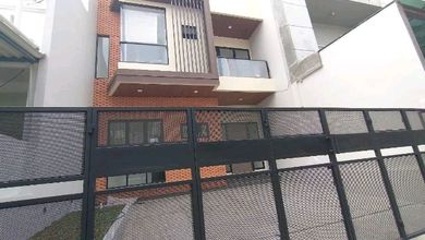 Rumah Modern LT 105 Jual di Kelapa Gading, Jakarta Utara