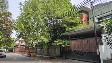 Jual Rumah Eksklusif Luas 510 m2 Area Duren Sawit, Jakarta Timur