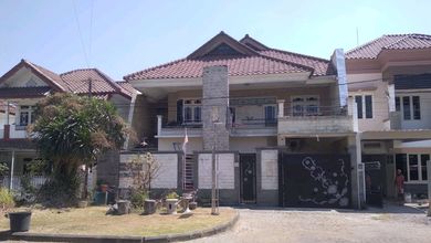 Rumah Cantik Nirwana Eksekutif 2lt Shm
