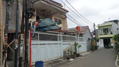 Jual Cepat Rumah Elit di Pondok Bambu, Jakarta Timur, Luas 300 m2
