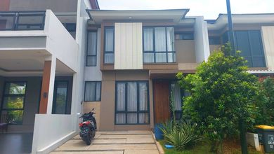 Rumah Modern area Kota Wisata, Bogor, Luas 106 m2