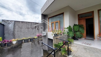Rumah Premium area Candisari, Semarang, Luas 304 m2