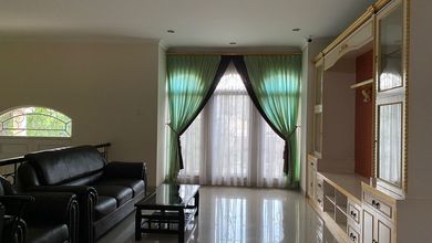 Rumah Semi Furnished Siap Huni di Pantai Indah Kapuk