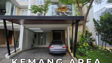 Rumah Cantik 4 Lt. Desain Modern Dalam Townhouse di Kemang Area