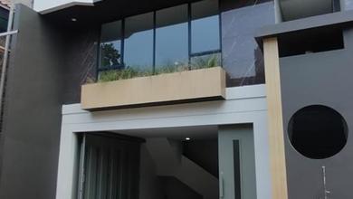 Rumah Mewah LT 80 m2, di Setra Duta, Bandung