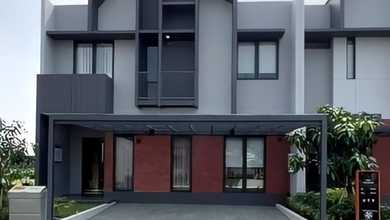 Jual Rumah Megah Luas 135 m2 Kawasan Summarecon Bandung, Bandung
