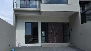 Rumah Premium di Setra Duta, Bandung, Luas 270 m2