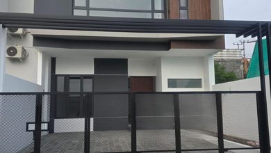 Jual Rumah Siap Tinggal di Setra Duta, Bandung, Luas 127 m2