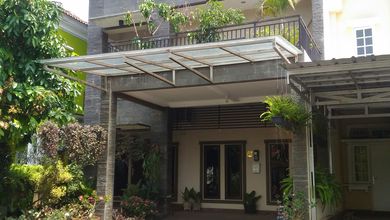 Jual Rumah Mewah Luas 135 m2 Area Graha Raya, Tangerang