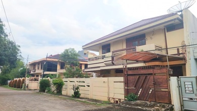 Rumah Cantik 2lt Kedoya Green Garden