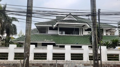 Jual Rumah Terkini area Green garden, Jakarta Barat Luas 795 m2