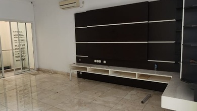 Jual Rumah Mewah LT 180 m2 di Pantai Indah Kapuk, Jakarta Utara