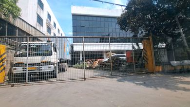 Gudang Sunter Lokasi Bagus, Nego