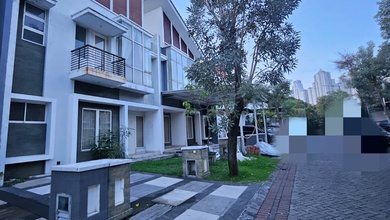 Jual Rumah Cantik Luas 144 m2 area Lakarsantri, Surabaya