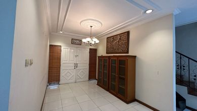 Jual Rumah Bagus LT 216 m2 di Bintaro, Tangerang Selatan
