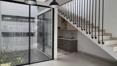 Jual Rumah Eksklusif Luas 90 m2 Area BSD Griya Loka, Tangerang