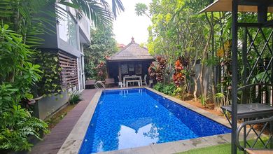 Jual Rumah Eksklusif LT 471 m2 Kawasan BSD Puspita Loka, Tangerang