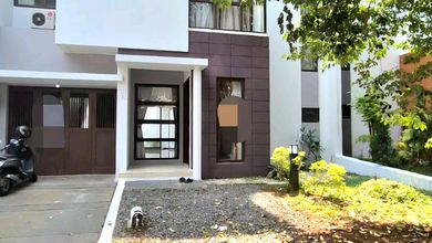 Jual Rumah Eksklusif LT 200 m2 Kawasan BSD, Tangerang