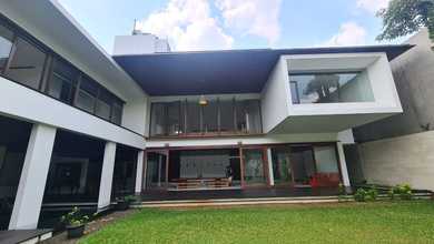 Jual Rumah Megah LT 1075 m2 Area Pondok Indah, Jakarta Selatan