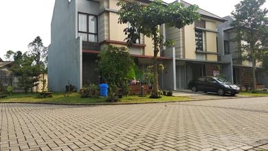 Jual Rumah Siap Huni area BSD Eminent, Tangerang, LT 135 m2