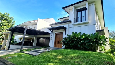 Rumah Mewah Luas 340 m2, area BSD, Tangerang