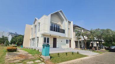 Rumah Minimalis di BSD Eminent, Tangerang, Luas 192 m2