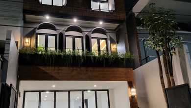 Jual Rumah Siap Huni di Pondok Indah, Jakarta Selatan, Luas 140 m2
