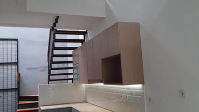 Jual Rumah Siap Tinggal di BSD Kencana Loka, Tangerang, Luas 84 m2